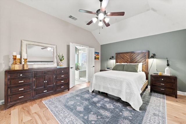 102 Chase Oaks Court, Mansfield, TX 76063