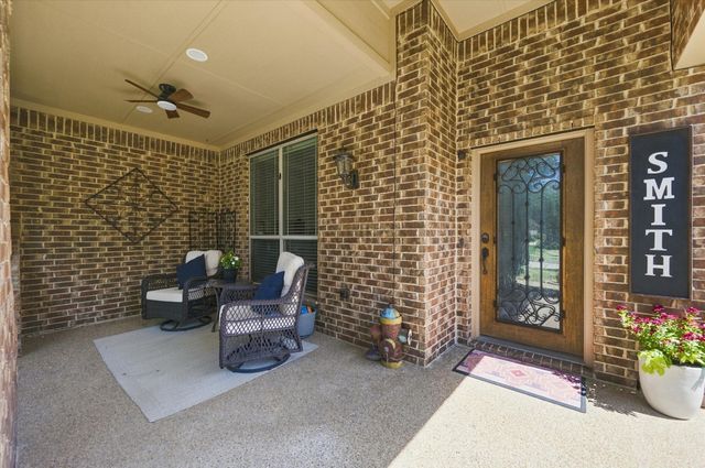 102 Chase Oaks Court, Mansfield, TX 76063