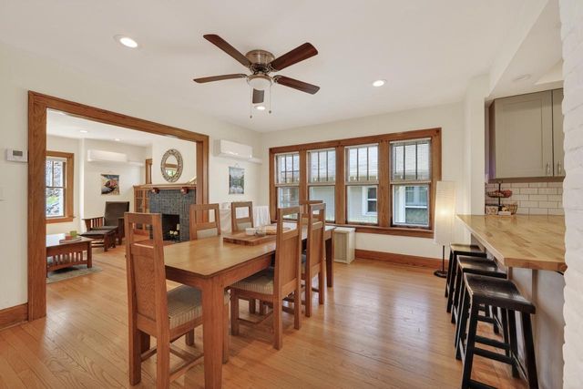 2422 Chamberlain Avenue, Madison, WI 53726