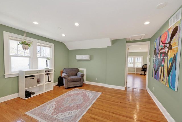 2422 Chamberlain Avenue, Madison, WI 53726