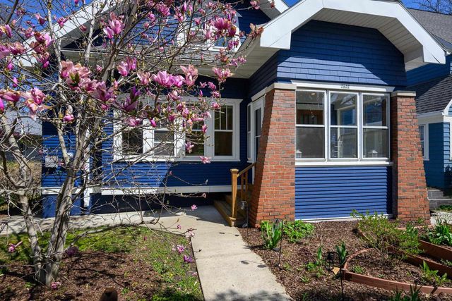 2422 Chamberlain Avenue, Madison, WI 53726
