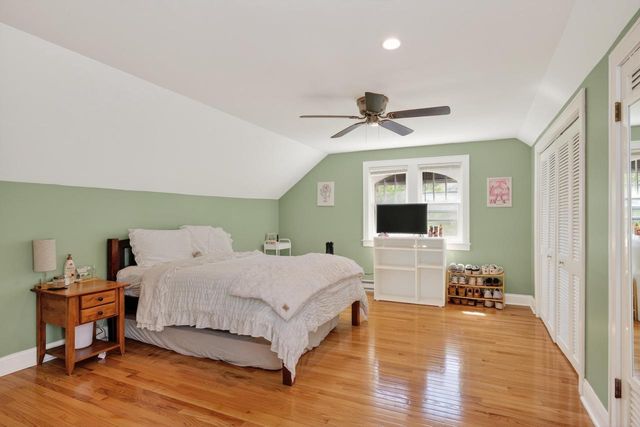 2422 Chamberlain Avenue, Madison, WI 53726