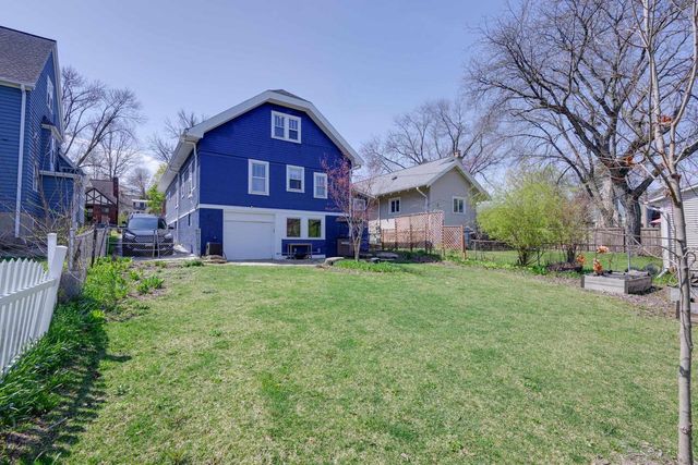 2422 Chamberlain Avenue, Madison, WI 53726