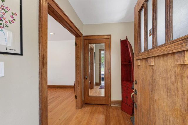 2422 Chamberlain Avenue, Madison, WI 53726