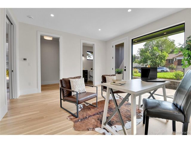 1021 9th St, Boulder, CO 80302