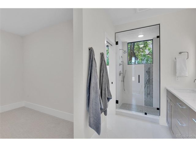 1021 9th St, Boulder, CO 80302