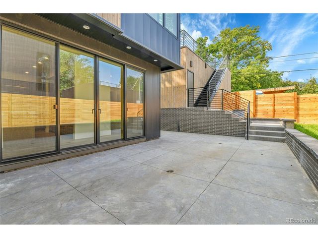 1021 9th St, Boulder, CO 80302