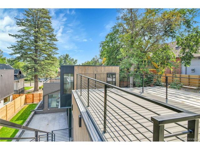 1021 9th St, Boulder, CO 80302