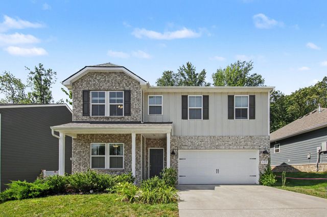 229 Brook Ave, White House, TN 37188
