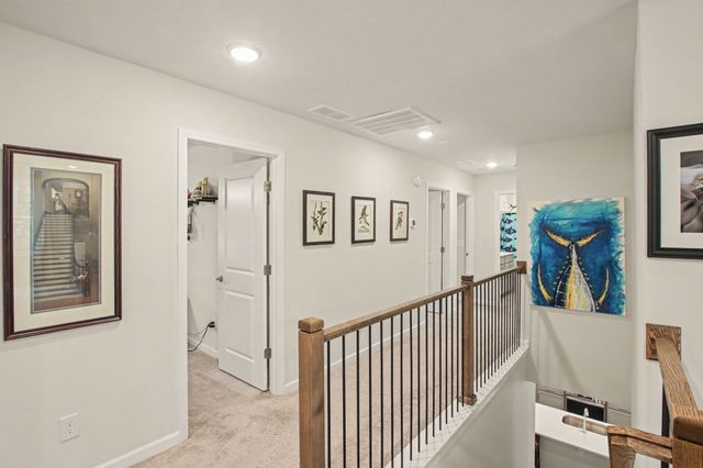 229 Brook Ave, White House, TN 37188
