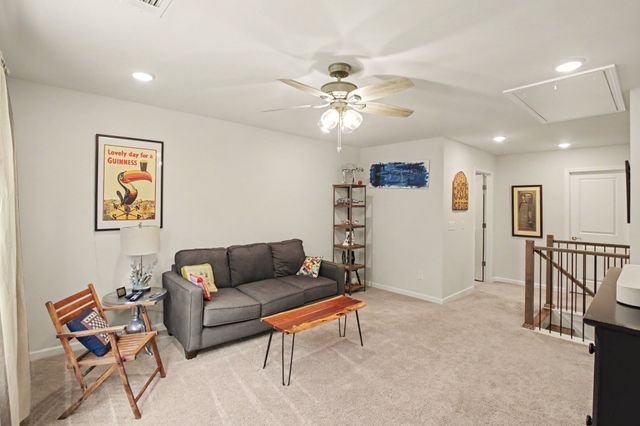 229 Brook Ave, White House, TN 37188