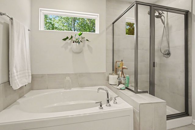 229 Brook Ave, White House, TN 37188