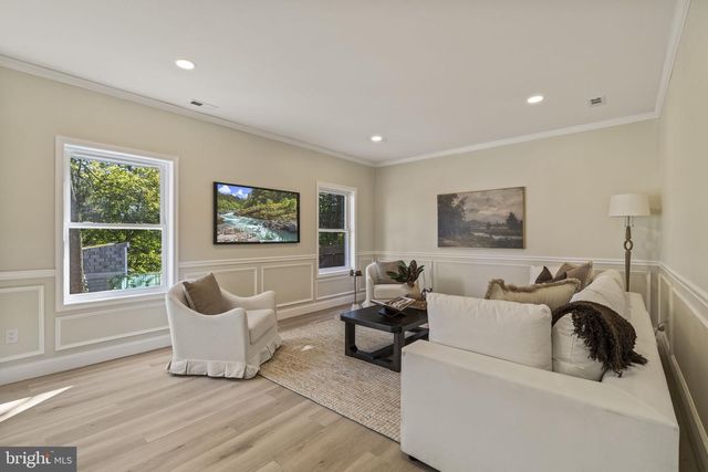 8510 ORCHARD AVE, Pennsauken, NJ 08109