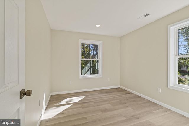 8510 ORCHARD AVE, Pennsauken, NJ 08109
