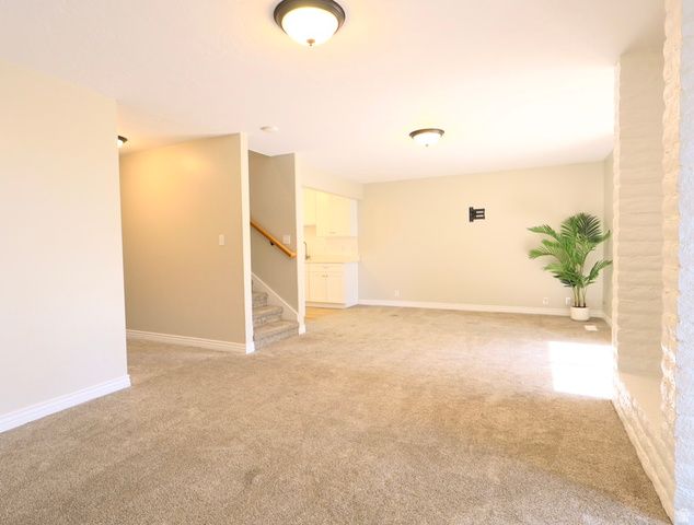 2753 N EDGEWOOD DR, Provo, UT 84604