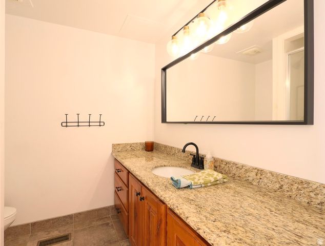 2753 N EDGEWOOD DR, Provo, UT 84604