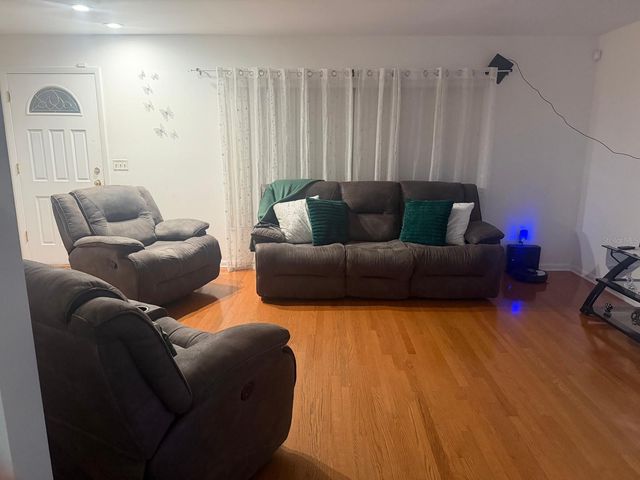 11102 28TH STREET, Tampa, FL 33612