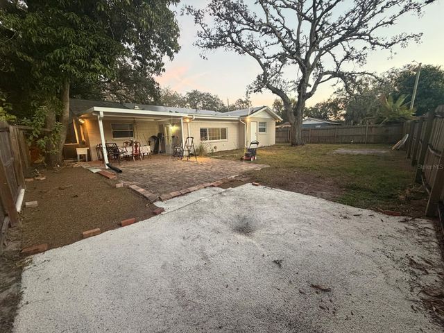 11102 28TH STREET, Tampa, FL 33612