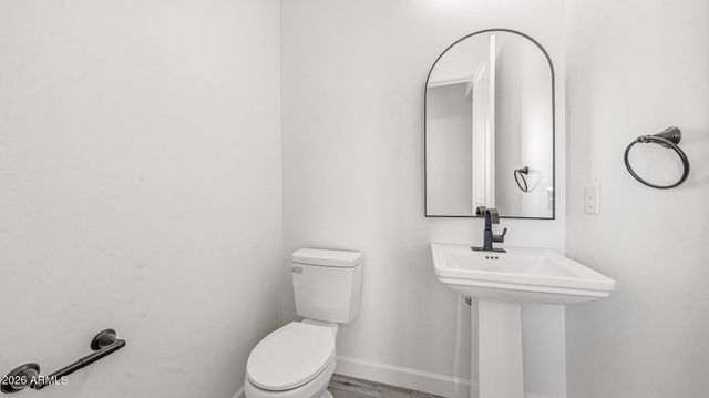 22204 W DALE Lane, Wittmann, AZ 85361