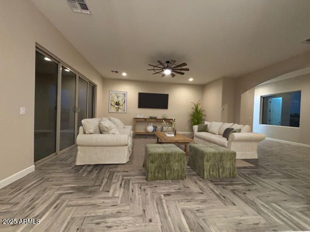 22204 W DALE Lane, Wittmann, AZ 85361