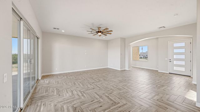 22204 W DALE Lane, Wittmann, AZ 85361