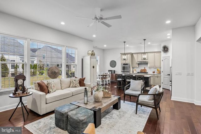 38 MONTCLAIRE RD, Medford, NJ 08055