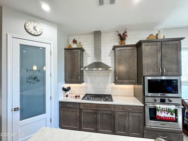 21622 N 58TH Street, Phoenix, AZ 85054