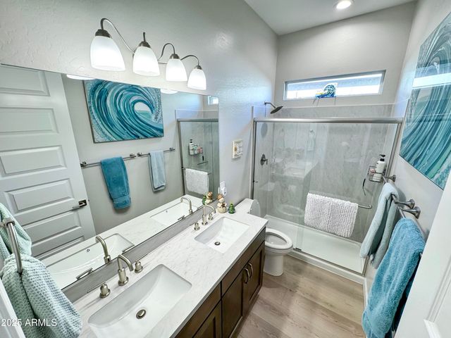 21622 N 58TH Street, Phoenix, AZ 85054