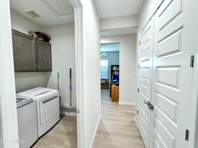 21622 N 58TH Street, Phoenix, AZ 85054