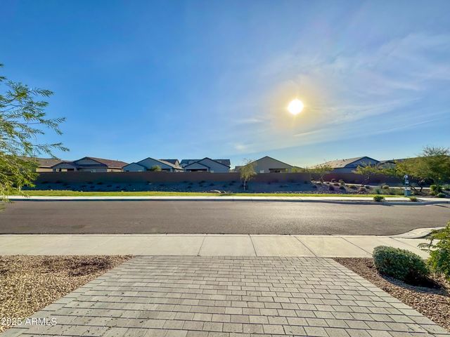 21622 N 58TH Street, Phoenix, AZ 85054