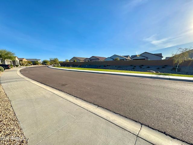 21622 N 58TH Street, Phoenix, AZ 85054