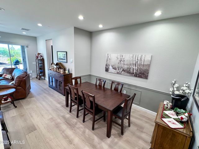 21622 N 58TH Street, Phoenix, AZ 85054