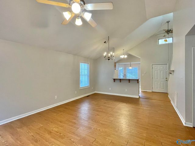 186 Hollington Drive, Huntsville, AL 35811