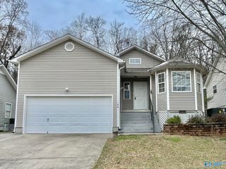 186 Hollington Drive, Huntsville, AL 35811