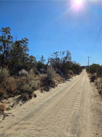 0 Howard, Anza, CA 92539