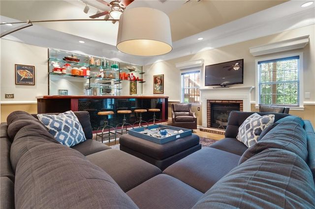 2070 Habersham Marina Road, Cumming, GA 30041