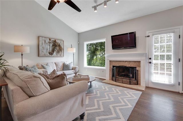 2070 Habersham Marina Road, Cumming, GA 30041