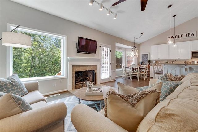 2070 Habersham Marina Road, Cumming, GA 30041