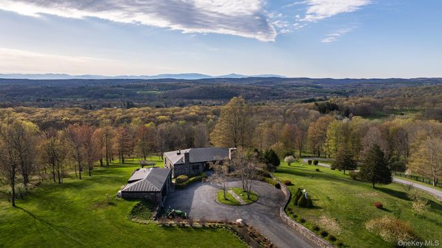 1135 Duell Road, Stanfordville, NY 12581