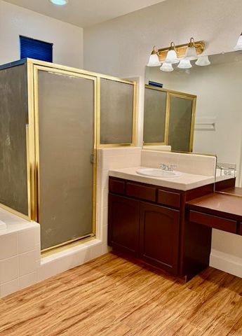 9635 N Matus Avenue, Fresno, CA 93720