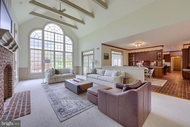 94 LEAMAN RD, Lancaster, PA 17603