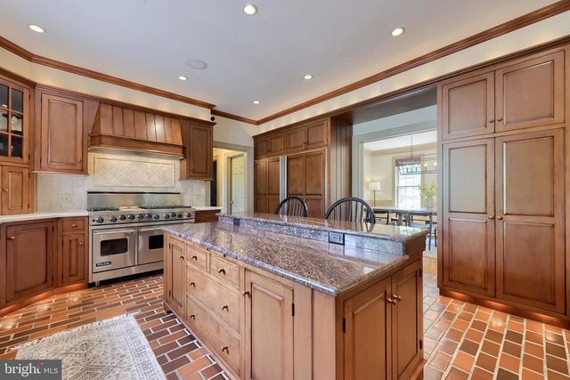 94 LEAMAN RD, Lancaster, PA 17603