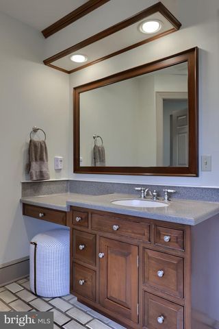 94 LEAMAN RD, Lancaster, PA 17603