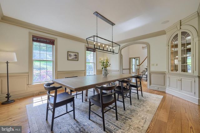 94 LEAMAN RD, Lancaster, PA 17603