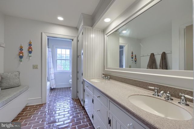94 LEAMAN RD, Lancaster, PA 17603