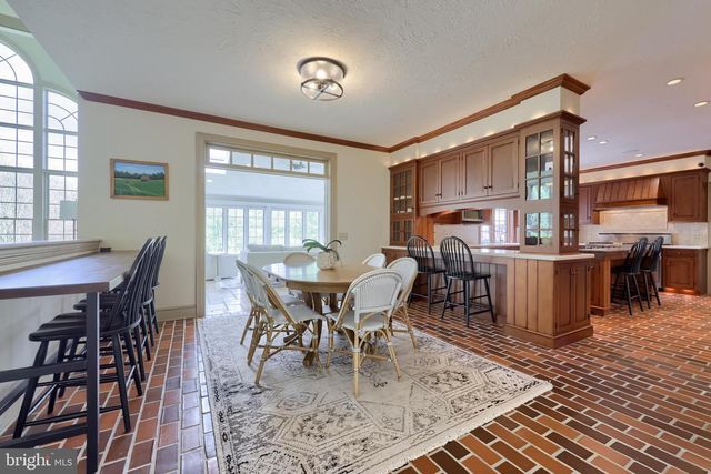 94 LEAMAN RD, Lancaster, PA 17603
