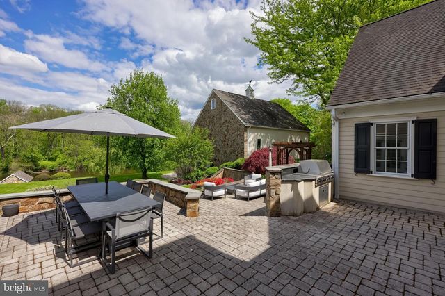 94 LEAMAN RD, Lancaster, PA 17603