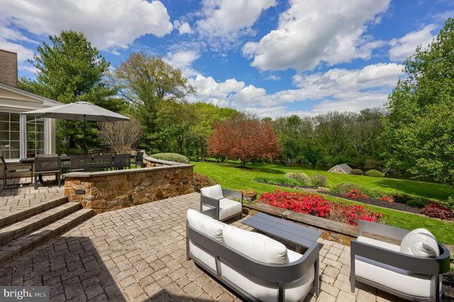 94 LEAMAN RD, Lancaster, PA 17603