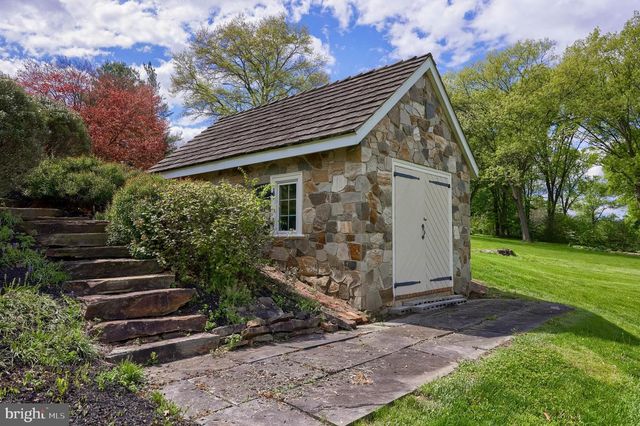 94 LEAMAN RD, Lancaster, PA 17603