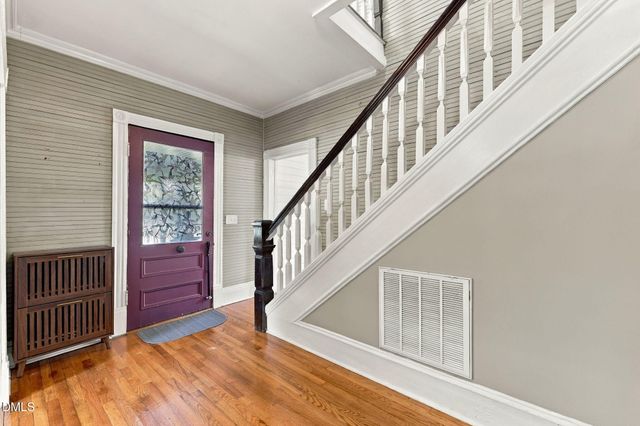 1406 E Main Street, Graham, NC 27253